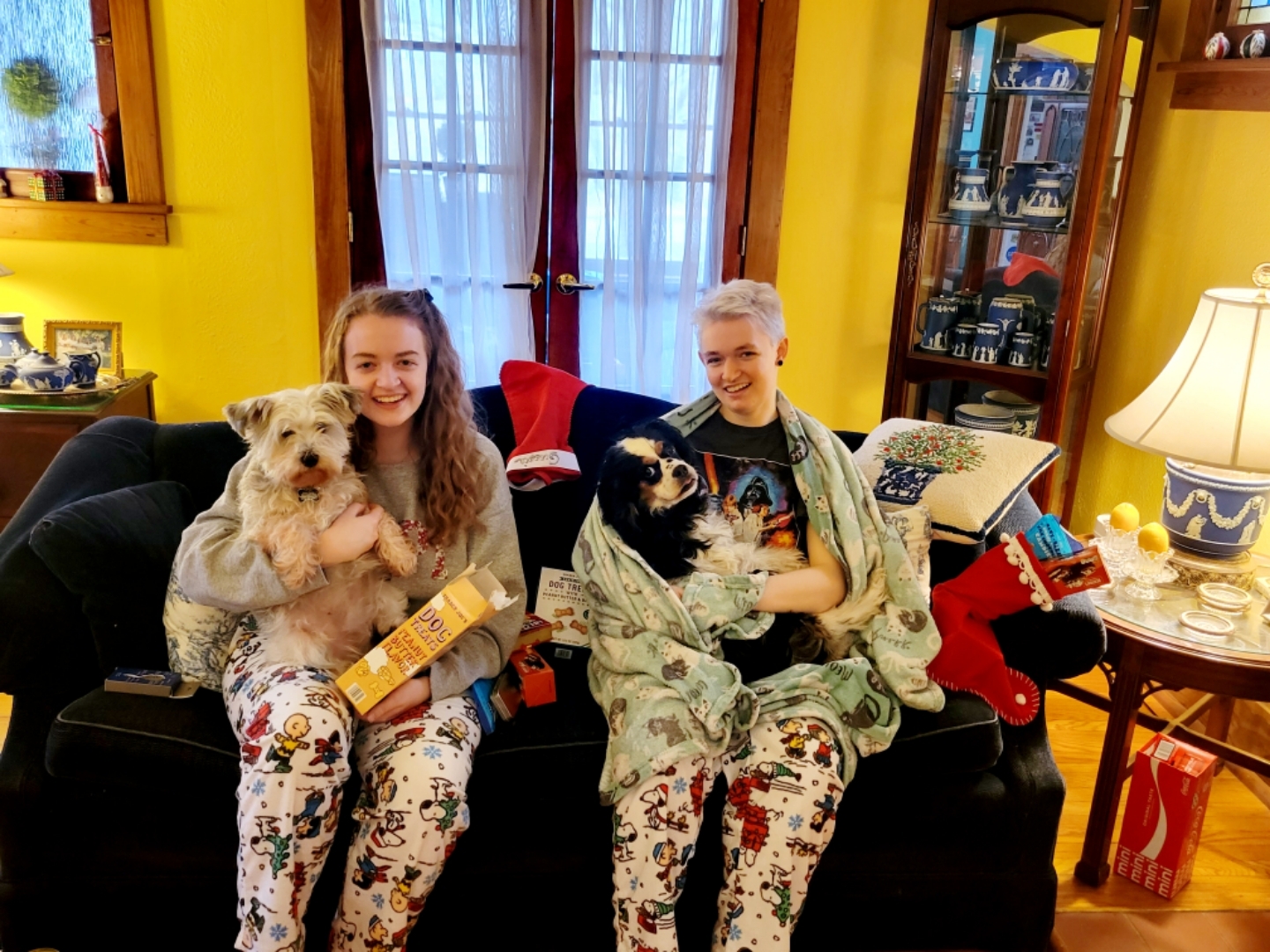 2021-12-25 Christmas girls and dogs.jpg